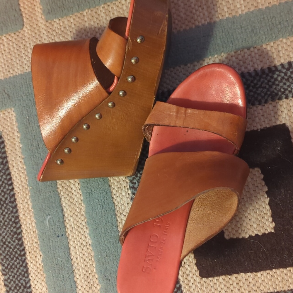 Vintage leather wooden clogs- made in Italy